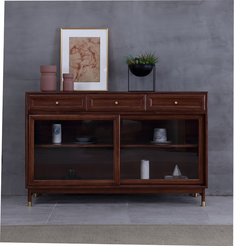 �ڽ�ľ�ͱ߹�